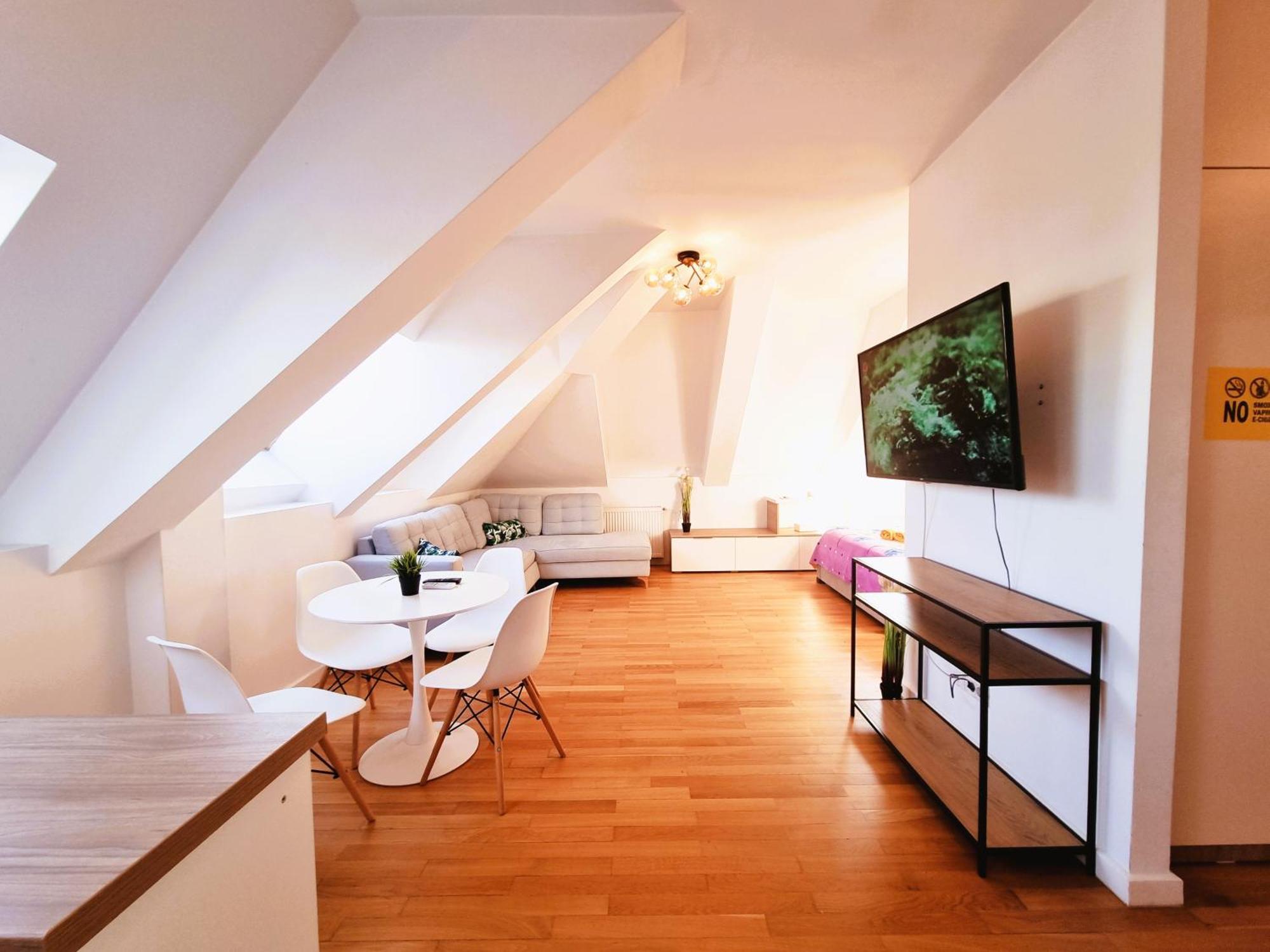 Bucharest Central E Apartment Екстериор снимка