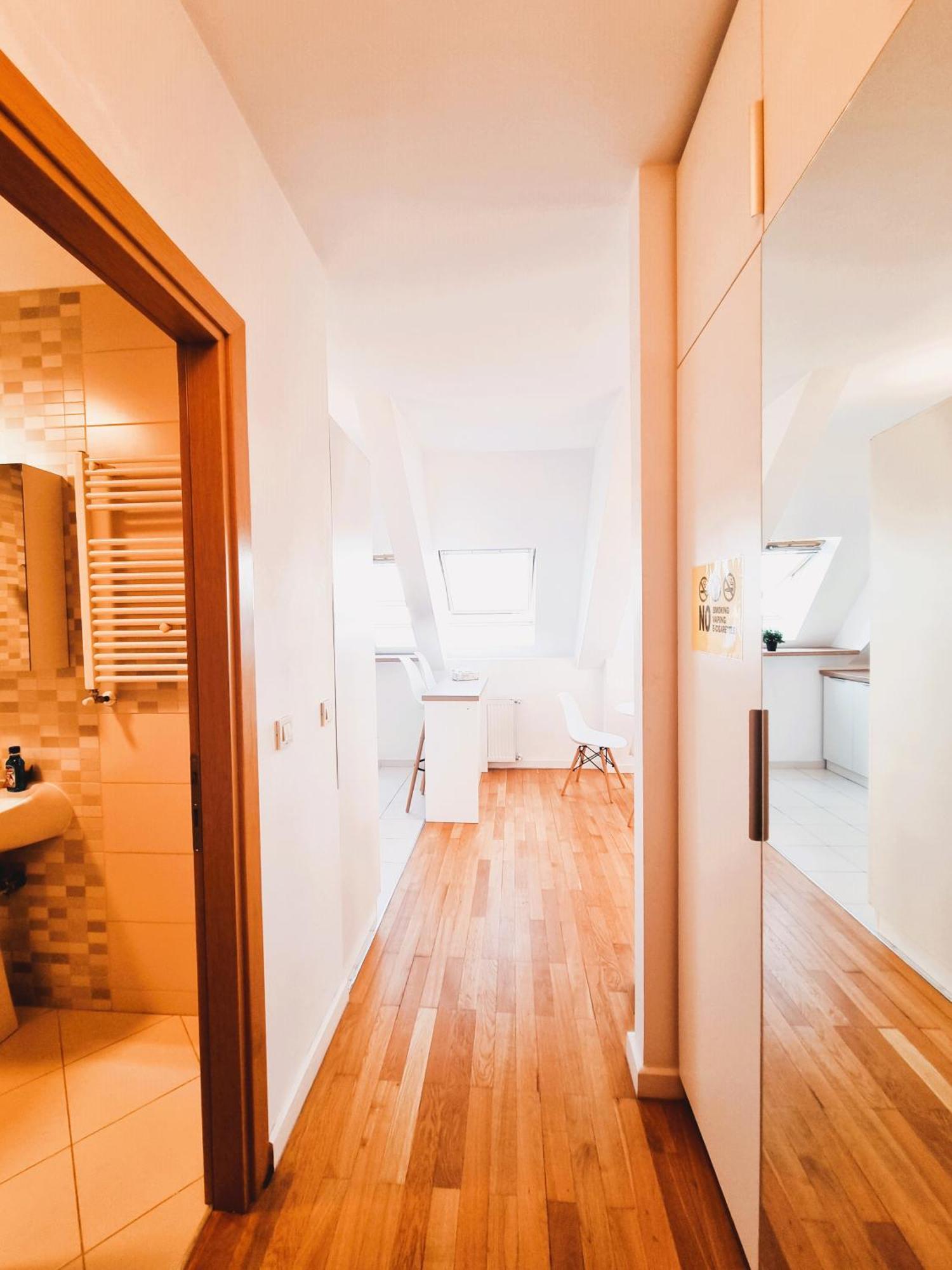Bucharest Central E Apartment Екстериор снимка